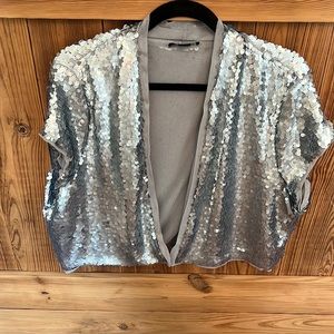 👛Need a little sparkle in your wardrobe?